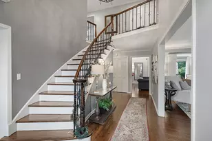 32 Chatham Ln, Oak Brook, IL 60523 - Photo 3