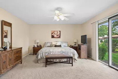 2417 Salceda Drive, Northbrook, IL 60062 - Photo 13