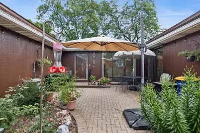2417 Salceda Drive, Northbrook, IL 60062 - Photo 3
