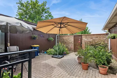 2417 Salceda Drive, Northbrook, IL 60062 - Photo 19