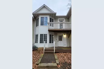 277 W Treehouse Lane, Round Lake, IL 60073 - Photo 1