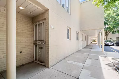 1069 S Park Terrace #205, Chicago, IL 60605 - Photo 3
