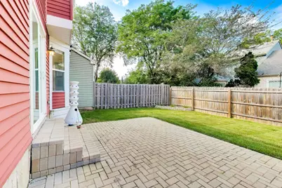 1227 Huntington Drive, Mundelein, IL 60060 - Photo 23