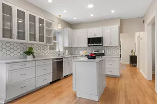 5257 N Laporte Ave, Chicago, IL 60630 - Photo 3