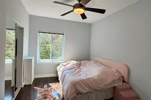 906 W Sunnyside Ave, Chicago, IL 60640 - Photo 11