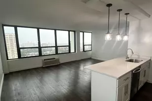 5100 N Marine Dr, Chicago, IL 60640 - Photo 5