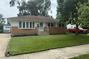 524 Gordon Dr, Crete, IL 60417 - Photo 1