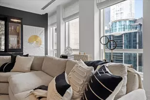 435 N Michigan Ave, Chicago, IL 60611 - Photo 11