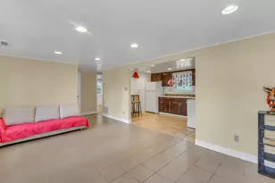 407 Hamilton St, Wilmington, IL 60481 - Photo 5