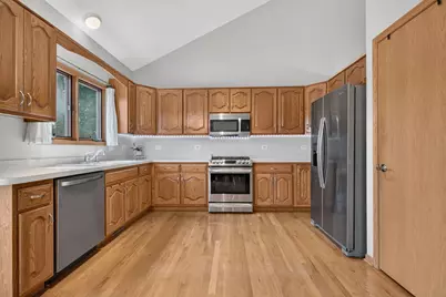 2730 Kingsway Avenue, New Lenox, IL 60451 - Photo 5