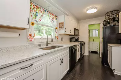 6206 Hilly Way, Cary, IL 60013 - Photo 13