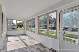 1133 Liberty St, Aurora, IL 60505 - Photo 5