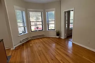917 W Waveland Ave, Chicago, IL 60613 - Photo 7
