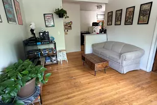 923 W Waveland Ave, Chicago, IL 60613 - Photo 7