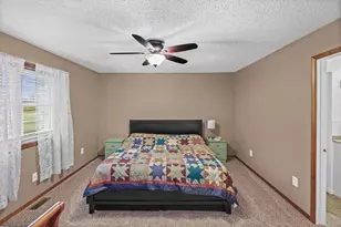 4568 State Rte 161 Ext, Kell, IL 62853 - Photo 29