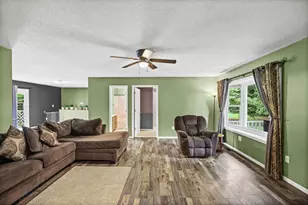 4568 State Rte 161 Ext, Kell, IL 62853 - Photo 23