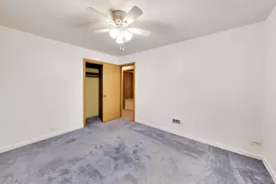 6101 W 80th Pl, Burbank, IL 60459 - Photo 25