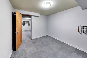 6101 W 80th Pl, Burbank, IL 60459 - Photo 27