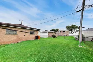 6101 W 80th Pl, Burbank, IL 60459 - Photo 51