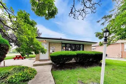 6101 W 80th Place, Burbank, IL 60459 - Photo 5