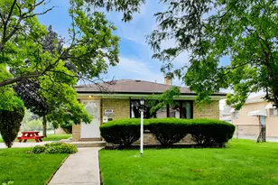 6101 W 80th Pl, Burbank, IL 60459 - Photo 3