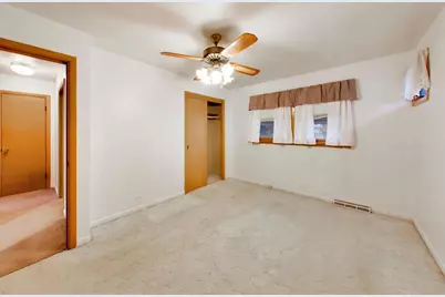6101 W 80th Place, Burbank, IL 60459 - Photo 17
