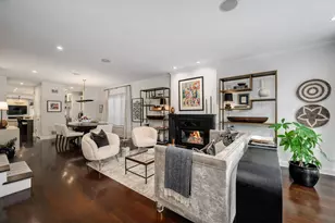 1844 W Barry Ave, Chicago, IL 60657 - Photo 3