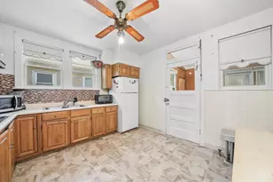 3133 N 77th Ct, Elmwood Park, IL 60707 - Photo 9