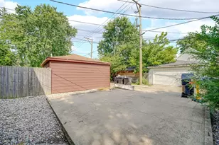 1422 E 72nd Pl, Chicago, IL 60619 - Photo 25