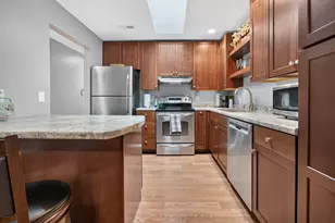 903 N Linden St, Normal, IL 61761 - Photo 9