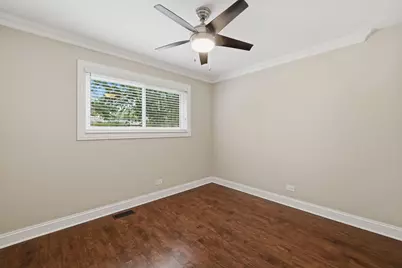 1610 Tahoe Circle Drive, Wheeling, IL 60090 - Photo 11
