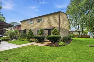 1610 Tahoe Cir Dr, Wheeling, IL 60090 - Photo 29