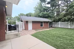 629 Dundee Ave, Flossmoor, IL 60422 - Photo 3