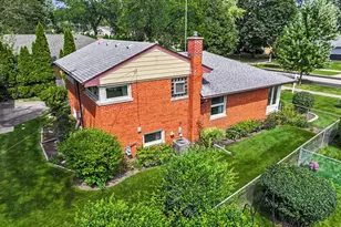 112 N Reuter Dr, Arlington Heights, IL 60005 - Photo 13