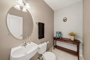 6717 Waterford Dr, McHenry, IL 60050 - Photo 13