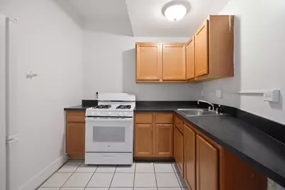 3727 N Pine Grove Avenue #109, Chicago, IL 60613 - Photo 3