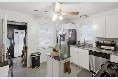 1827 N Natoma Avenue, Chicago, IL 60707 - Photo 5