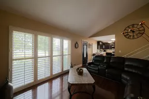 16450 67th Ct, Tinley Park, IL 60477 - Photo 3