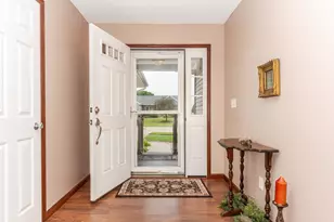 208 White Tail Ln, Hudson, IL 61748 - Photo 3