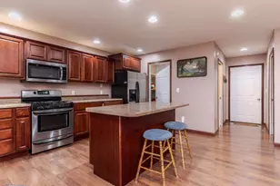 208 White Tail Ln, Hudson, IL 61748 - Photo 17