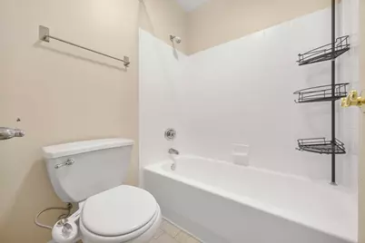 214 Glengarry Drive #201, Bloomingdale, IL 60108 - Photo 15