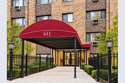 611 W Patterson Avenue #216, Chicago, IL 60613 - Photo 1