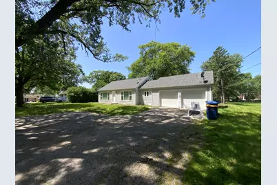 340 Sanders Road, Northbrook, IL 60062 - Photo 1