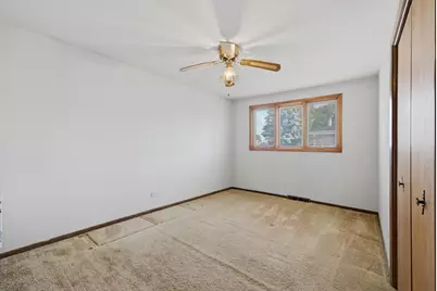 8455 Newland Avenue, Burbank, IL 60459 - Photo 7