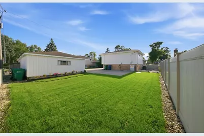 8455 Newland Avenue, Burbank, IL 60459 - Photo 29