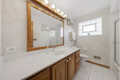 8455 Newland Avenue, Burbank, IL 60459 - Photo 15