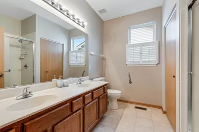 676 S Wellston Lane, Romeoville, IL 60446 - Photo 13