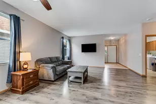 676 S Wellston Ln, Romeoville, IL 60446 - Photo 5