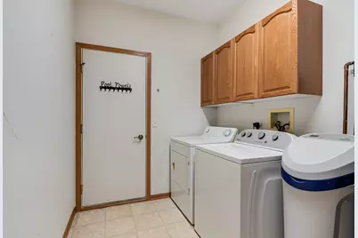 676 S Wellston Lane, Romeoville, IL 60446 - Photo 17