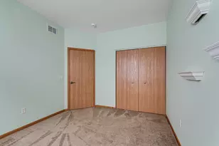 676 S Wellston Ln, Romeoville, IL 60446 - Photo 15